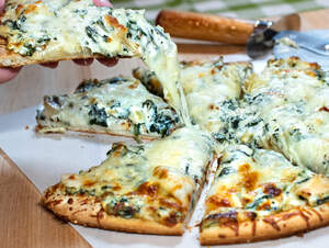 Green Chicken Pizza